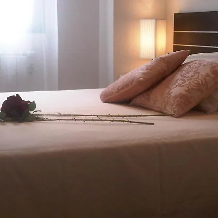 3-apartament Full Equiped, Next To Mobile Congres Apartment