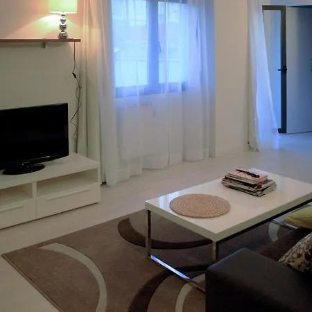 Apartamento 3-apartament Full Equiped, Next To Mobile Congres L'Hospitalet de Llobregat