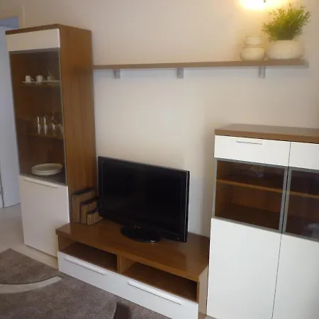 3-apartament Full Equiped, Next To Mobile Congres *