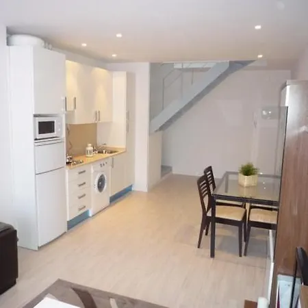 3-apartament Full Equiped, Next To Mobile Congres Appartement *